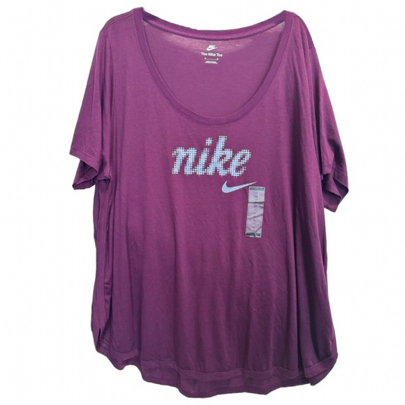Nike Plus Size Essential Tunic Logo T-shirt NWT - Picture 2 of 7